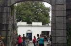 O principal portão de acesso nas muralas da antiga  Colonia del Sacramento, no sul do Uruguai